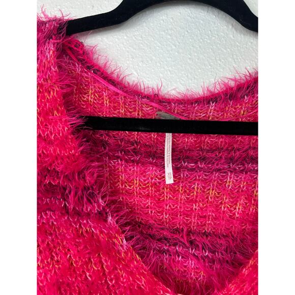 Free People Gelato Pullover Fuzzy Sweater Pink Sz Small - Picture 6 of 9